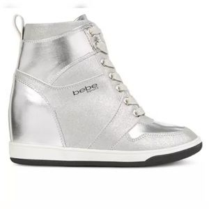 🚨price drop!🚨Silver Neutral High Top Sneakers